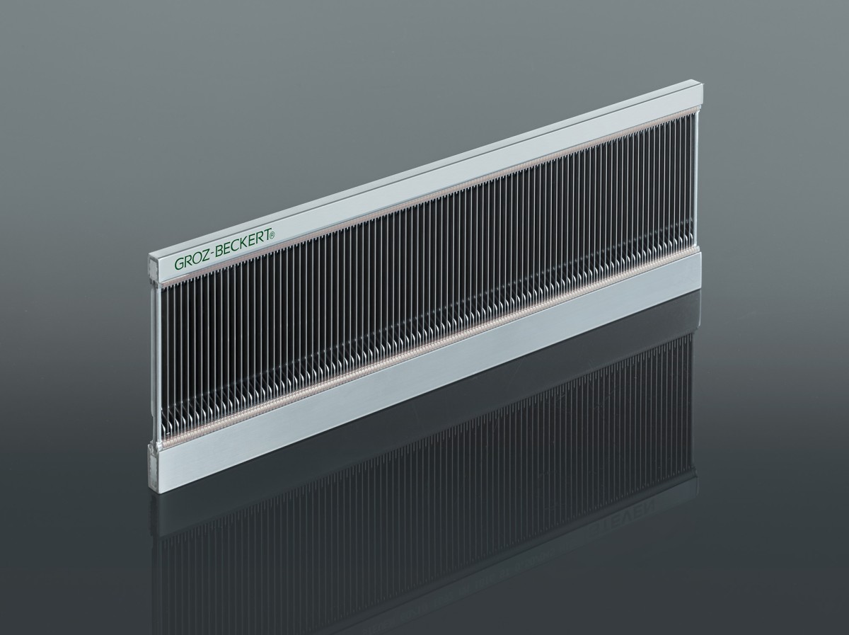 WE_025_Doppelwebblatt_flach_kursiv